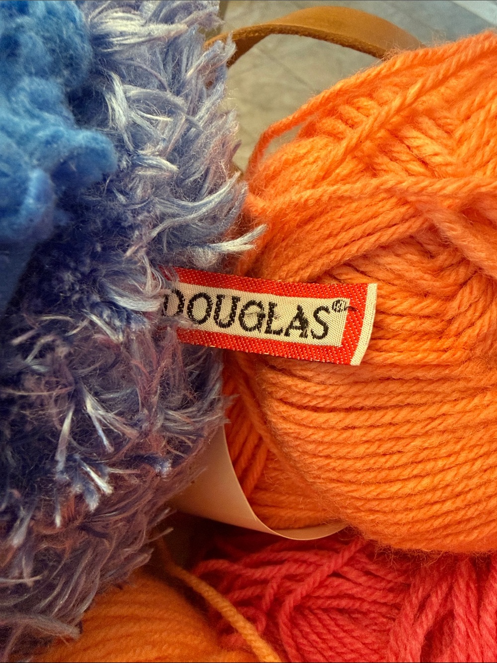 DOUGLAS Stuffed Rooster - Picture 3 of 5